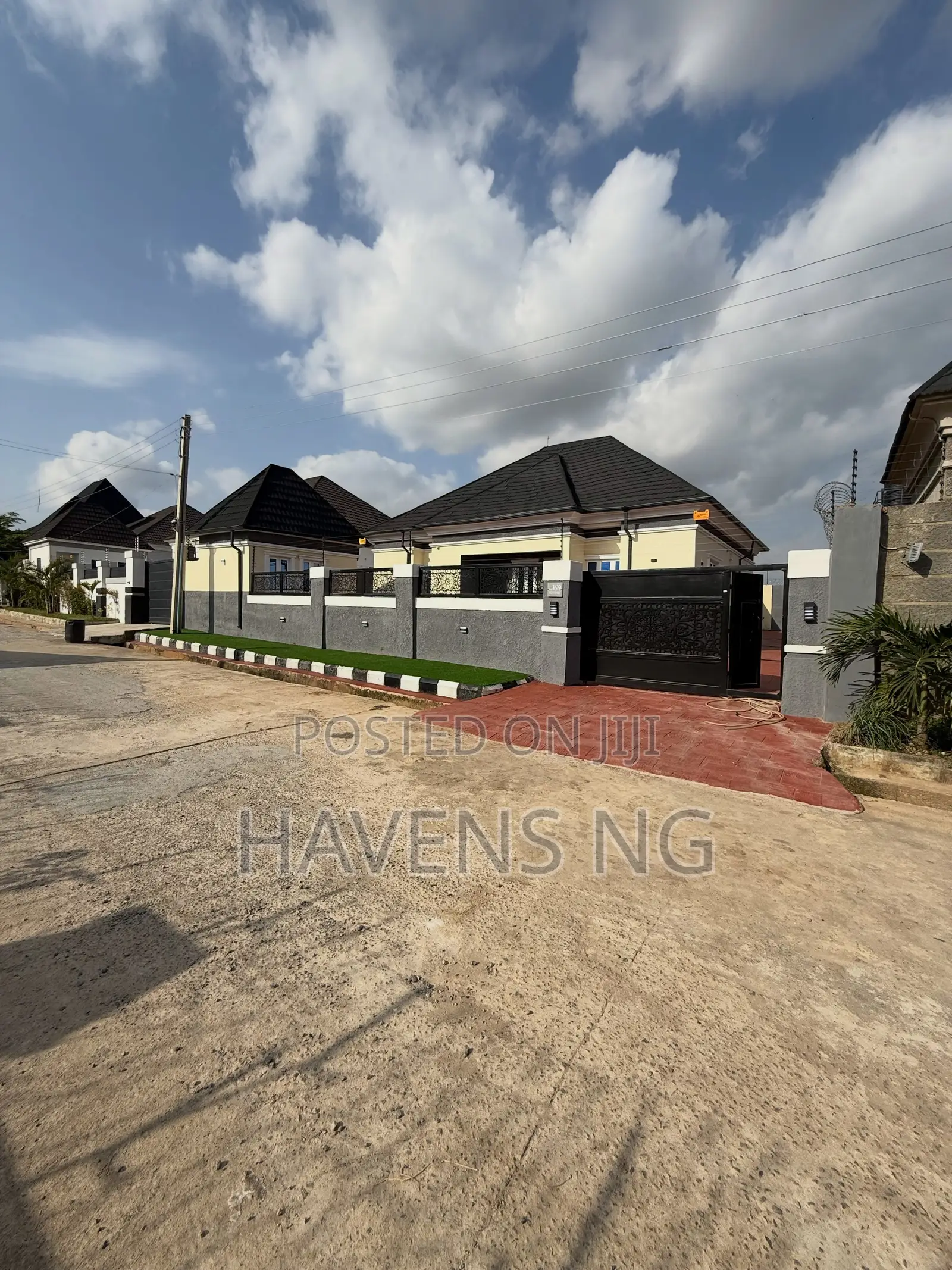 3bdrm Bungalow in Karshi for sale in Karshi
