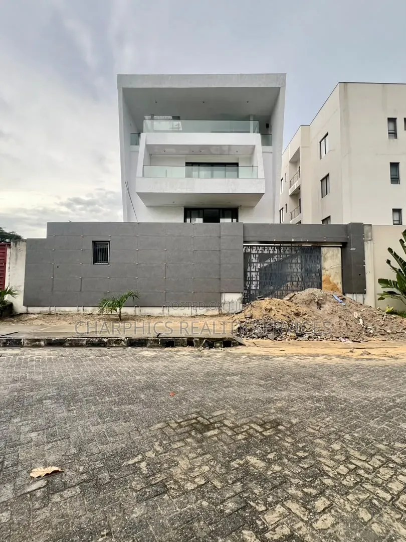 5bdrm Duplex in Old Ikoyi for sale in Old Ikoyi