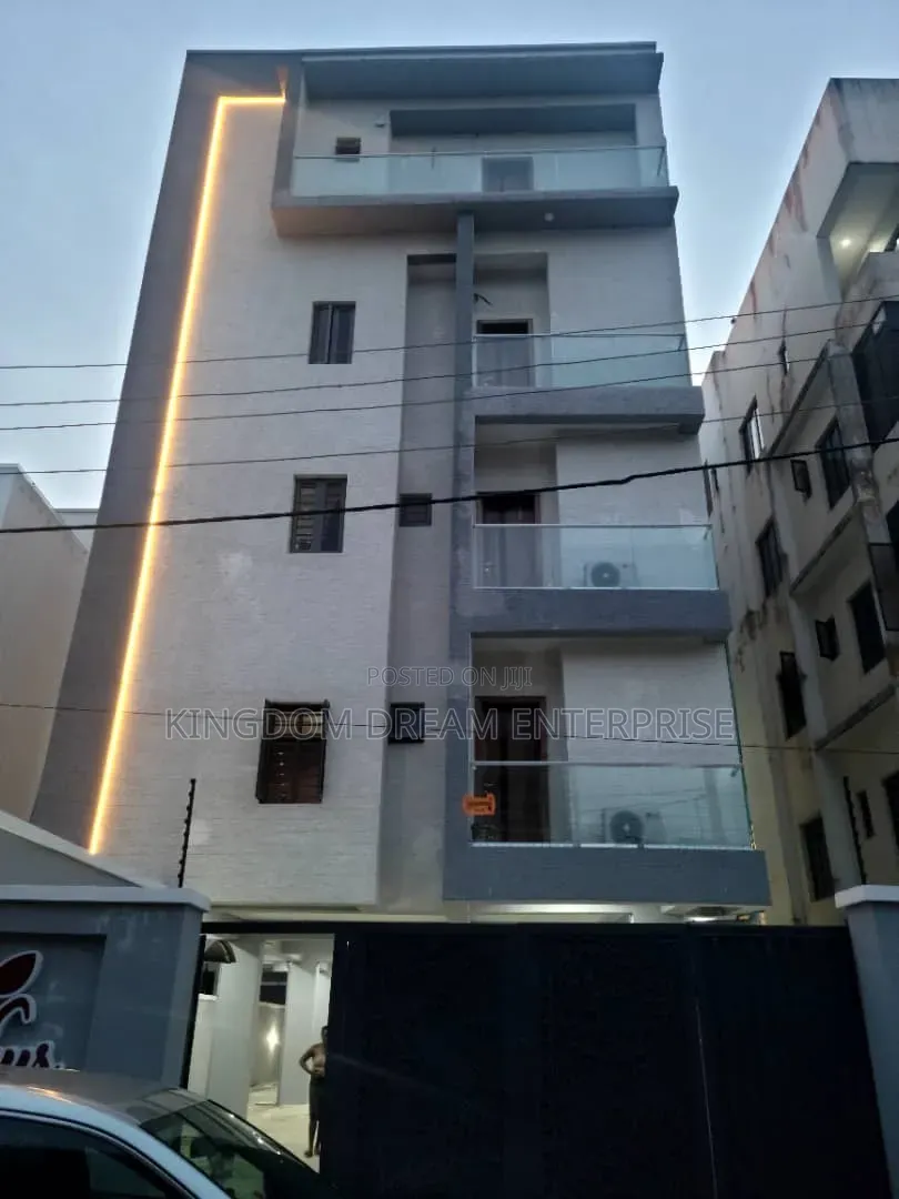 1bdrm Apartment in Lekki Phase 1 Lagos for rent in Lekki Phase 1