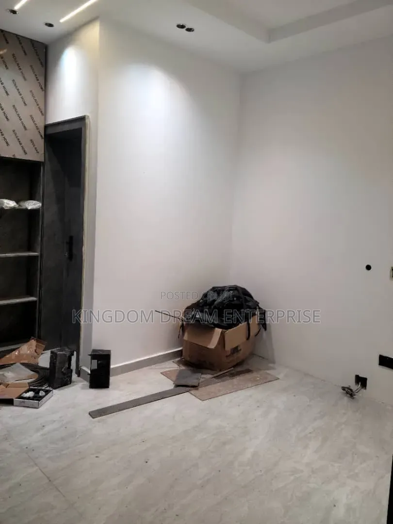 1bdrm Apartment in Lekki Phase 1 Lagos for rent in Lekki Phase 1