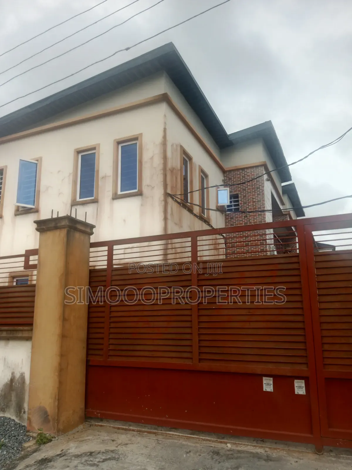2bdrm Block of Flats in Royal Garden, Lakowe for rent in Lakowe