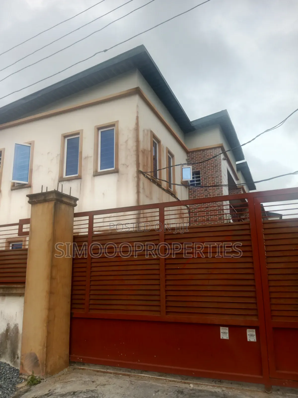 2bdrm Block of Flats in Royal Garden, Lakowe for rent in Lakowe