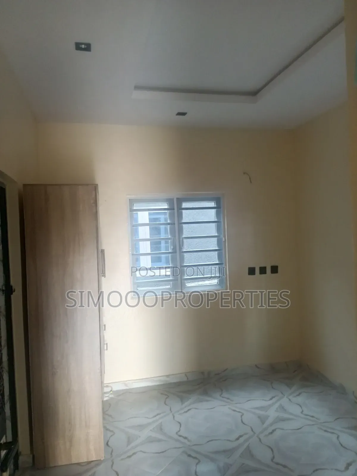 2bdrm Block of Flats in Royal Garden, Lakowe for rent in Lakowe