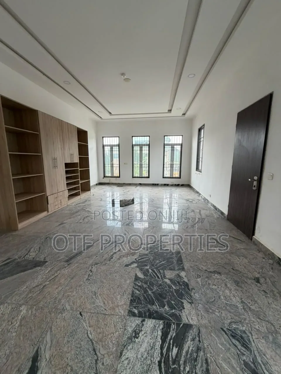 5bdrm Duplex in Guzape District for sale in Guzape District