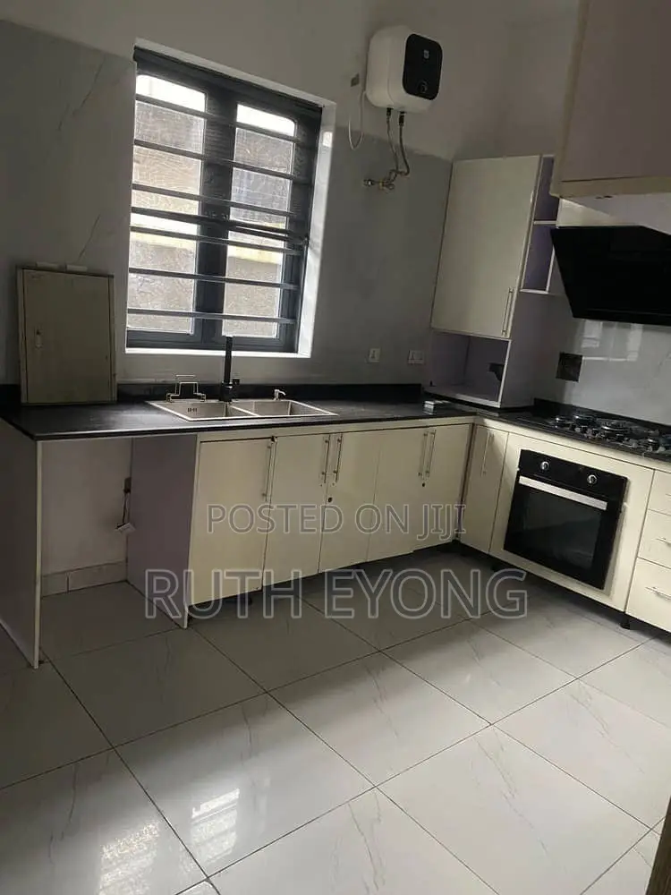 4bdrm House in Orchid, Lekki Phase 1 for rent in Lekki Phase 1