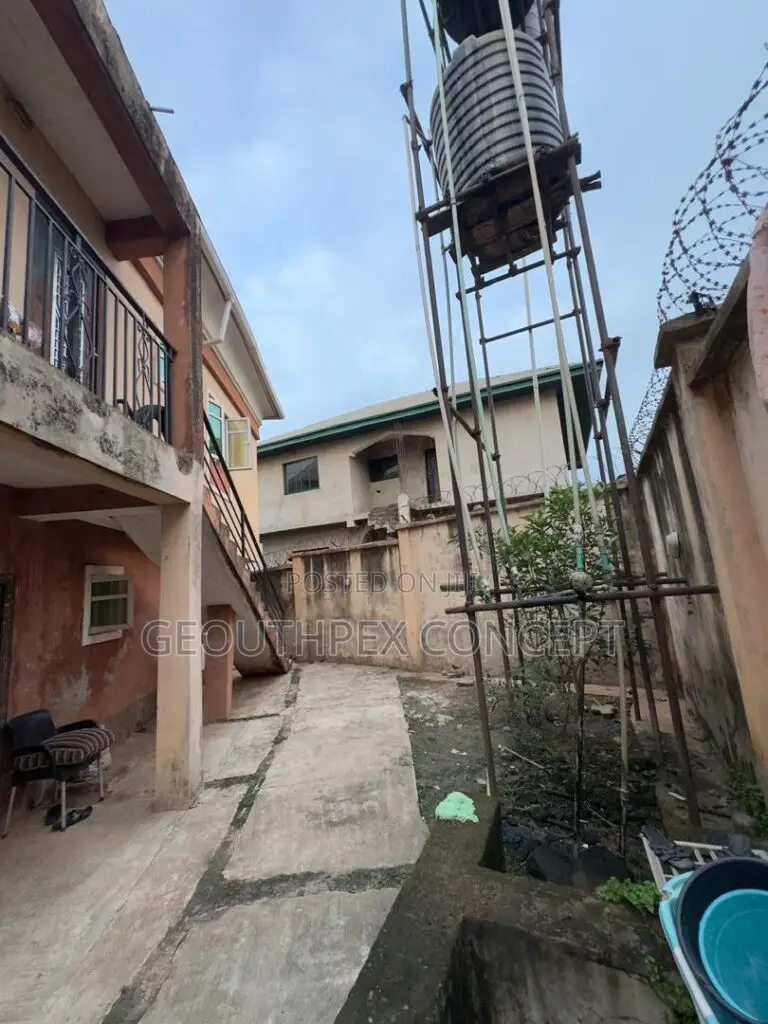 4bdrm Duplex in Akobo for sale in Akobo