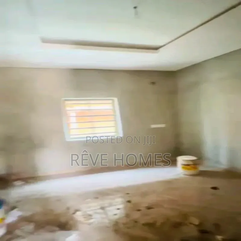 Mini Flat in Lawanson for rent in Lawanson