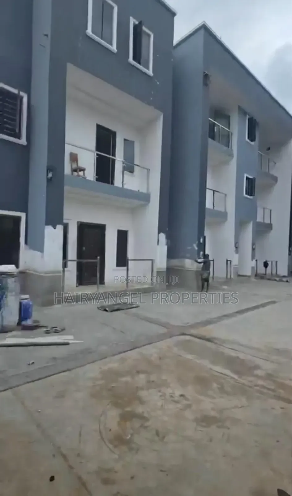 2bdrm Block of Flats in Oshimili North for sale in Oshimili North