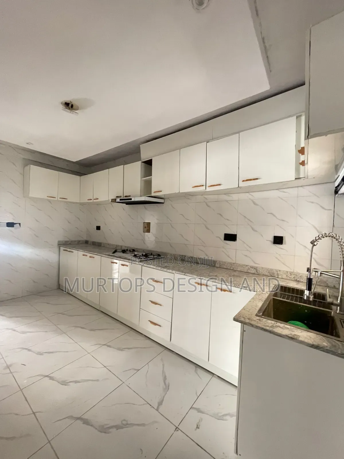 3bdrm Townhouse / Terrace in Ikate for rent in Ikate