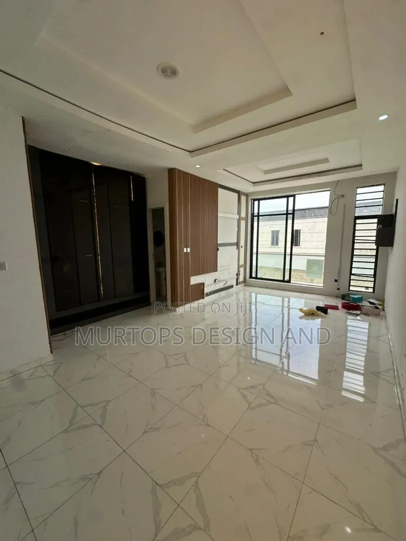 3bdrm Townhouse / Terrace in Ikota Gra for rent in Ikota