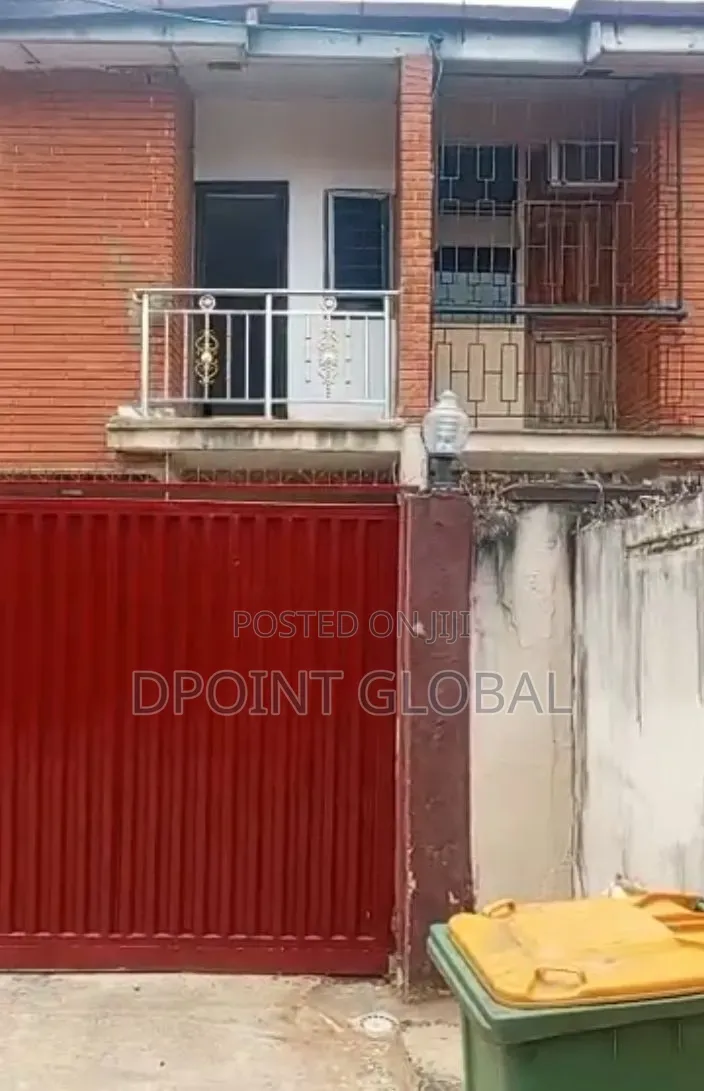 4bdrm Duplex in Gowon Estate, Egbeda for sale in Egbeda