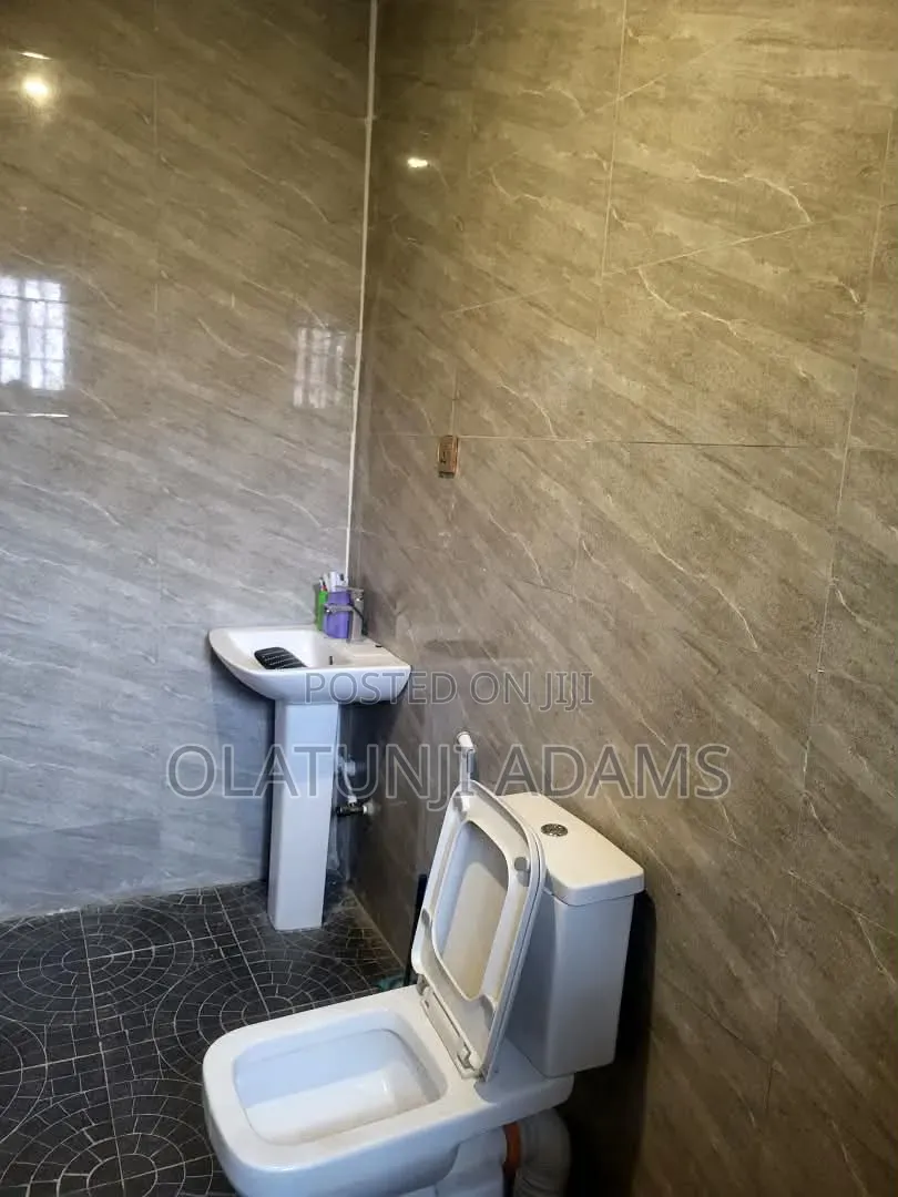 3bdrm Bungalow in Ayekale, Osogbo for sale in Osogbo