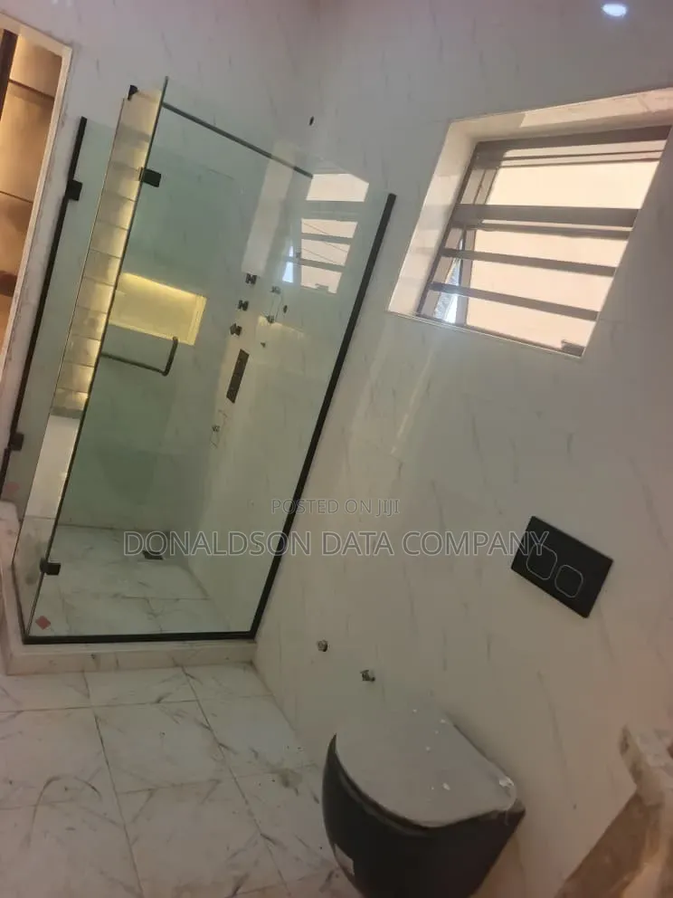 4bdrm Duplex in Opposite Maplewood, Pen Cinema for sale in Pen Cinema