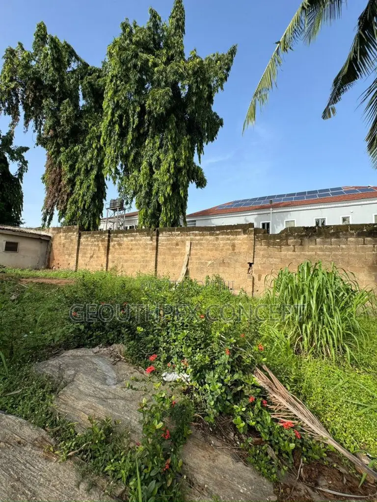 3435sqm With Demolishable Old Duplex in Agodi for Sale in Agodi
