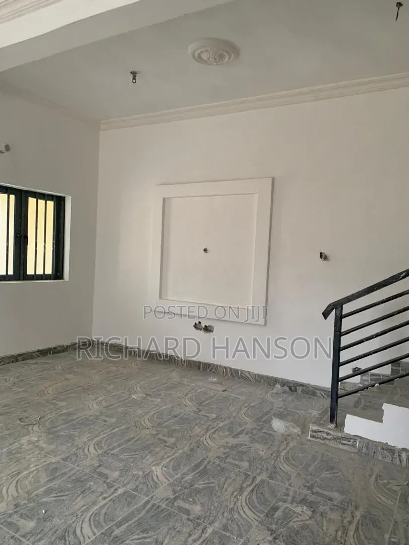 3bdrm Duplex in Secured, Abraham Adesanya Estate for rent in Abraham Adesanya Estate