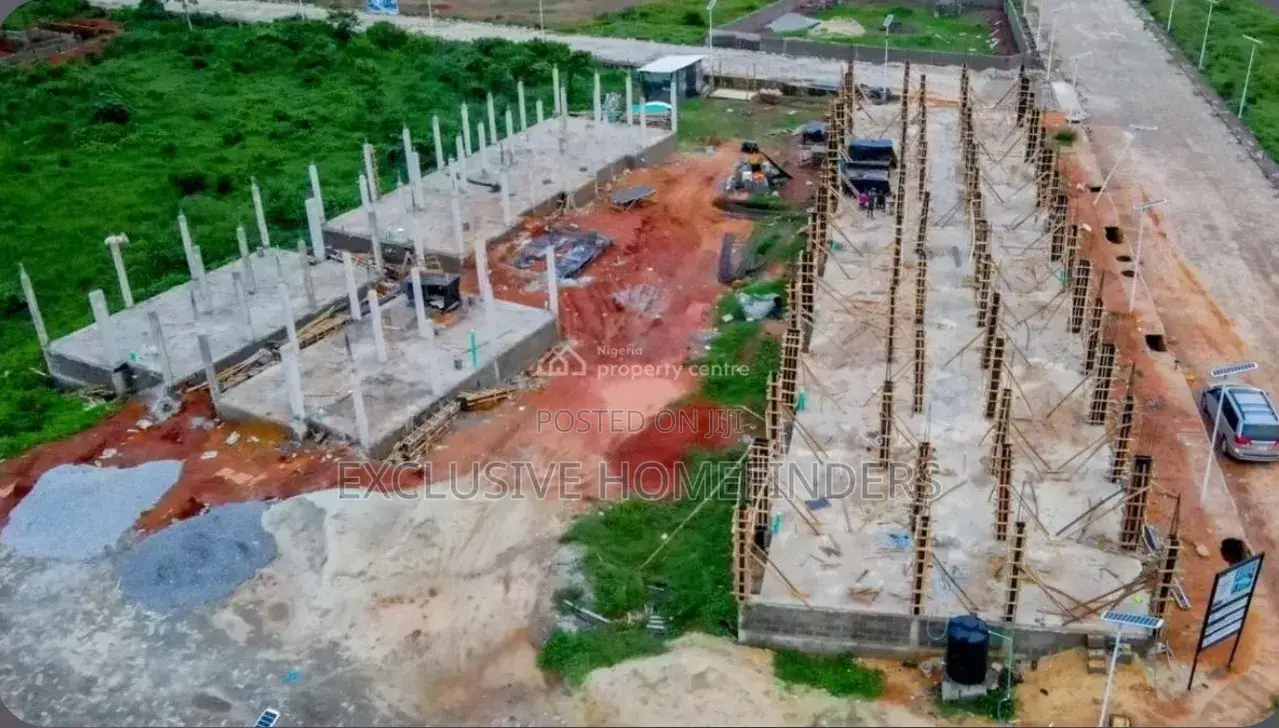 4bdrm Duplex in Adozillion Court, Omole Phase 2 for sale in Omole Phase 2