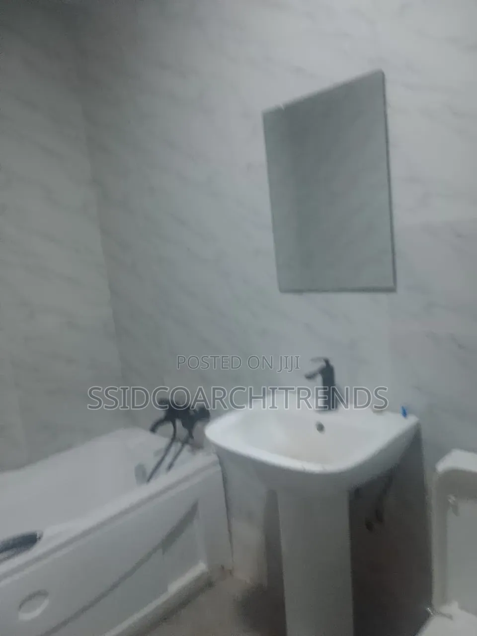 3bdrm Apartment in Call To Access, Ikate for rent in Ikate