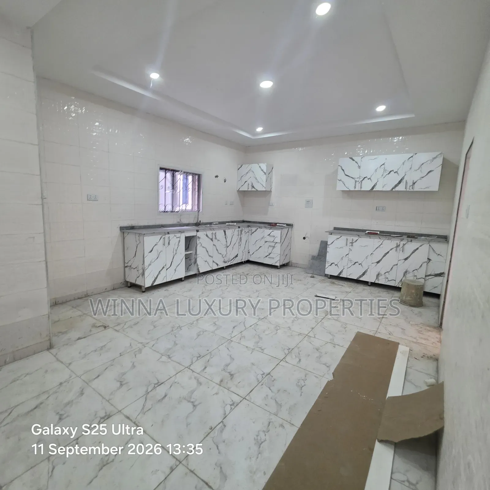 3bdrm Duplex in Directors Estate, Lugbe District for rent in Lugbe District