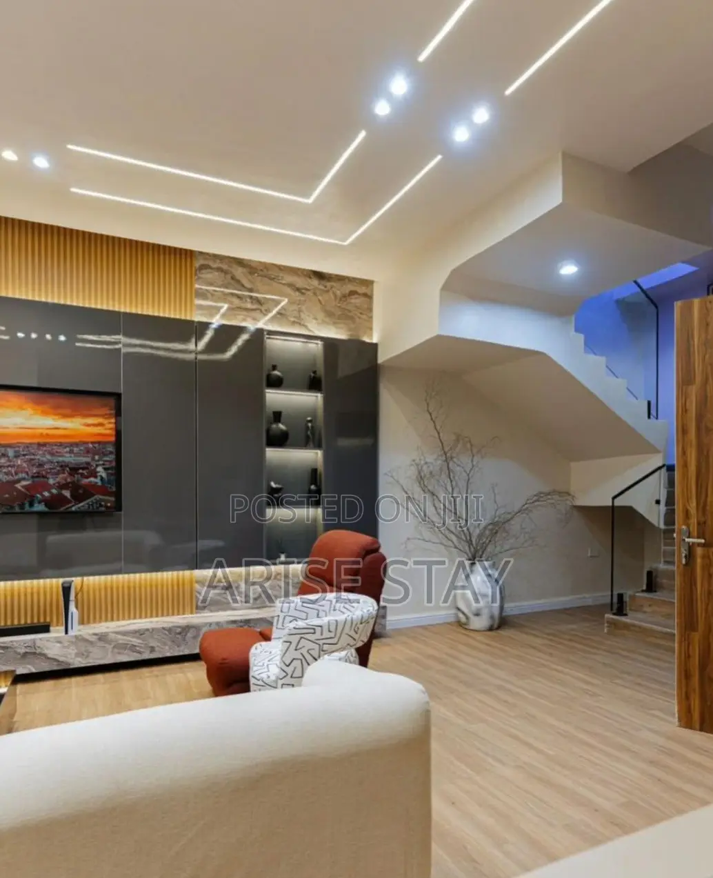 3-Bedroom Shortlet (Self-Compound) With Cinema, Ps5 Wine Bar|chevron in Chevron