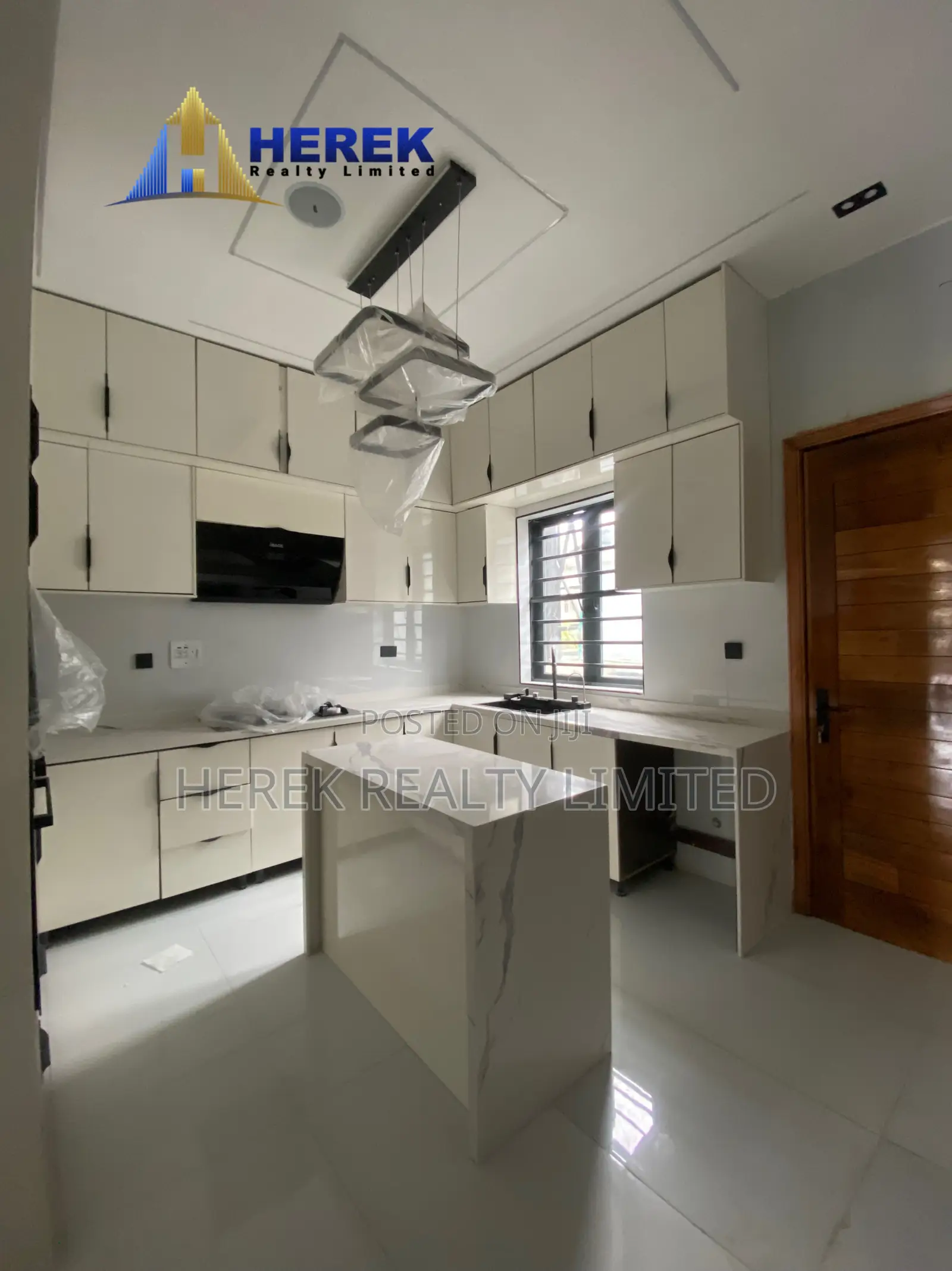 4bdrm Duplex in Dkk, Sangotedo for sale in Sangotedo