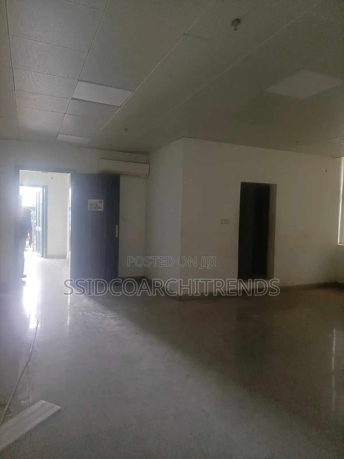 A 110/80sqms Office Space for Lease at Ikate Lekki Phase 1 in Ikate