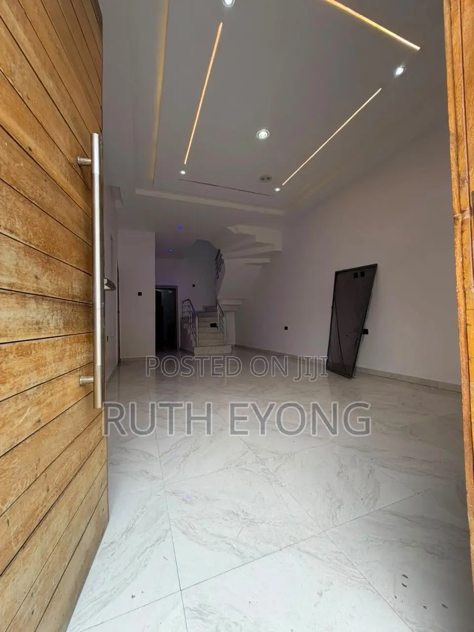 4bdrm House in 𝗜𝗸𝗼𝘁𝗮 𝗚𝗥𝗔, 𝗟𝗲𝗸𝗸𝗶, Ikota for rent in Ikota