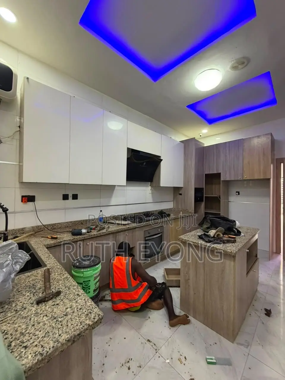 4bdrm House in 𝗜𝗸𝗼𝘁𝗮 𝗚𝗥𝗔, 𝗟𝗲𝗸𝗸𝗶, Ikota for rent in Ikota