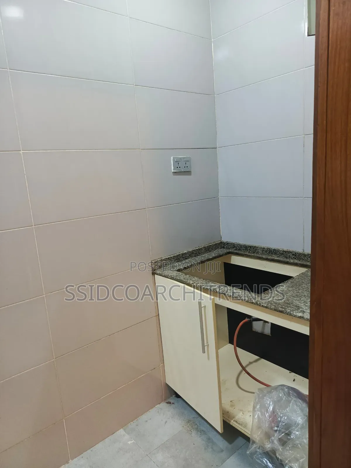 1bdrm Apartment in Lekki Phase 1, Ikate for rent in Ikate