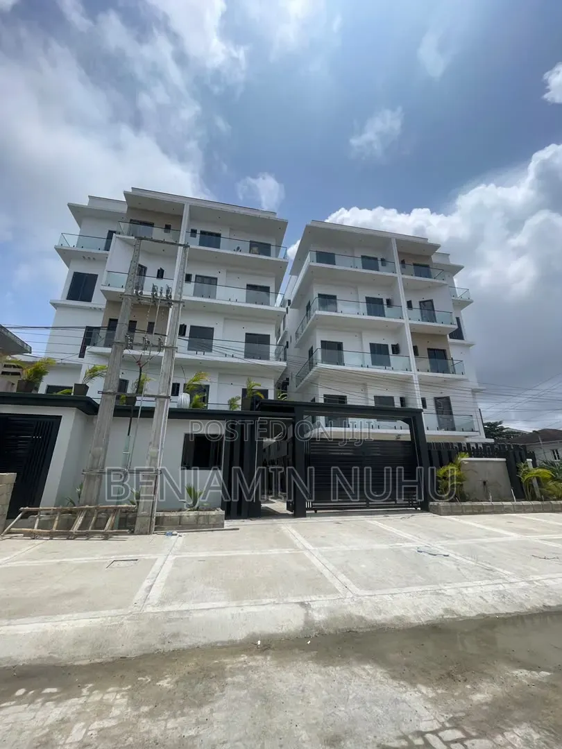 Furnished 1bdrm Apartment in Lekki Phase 1 for sale in Lekki Phase 1