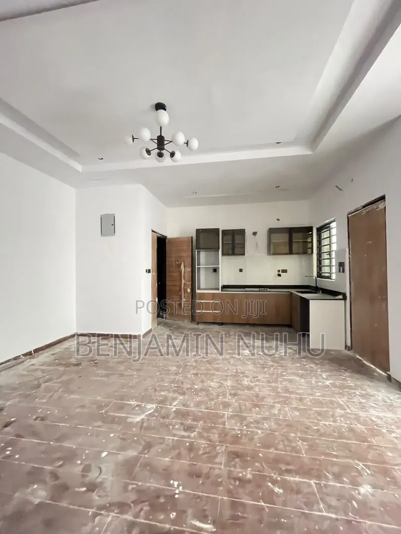 Furnished 1bdrm Apartment in Lekki Phase 1 for sale in Lekki Phase 1