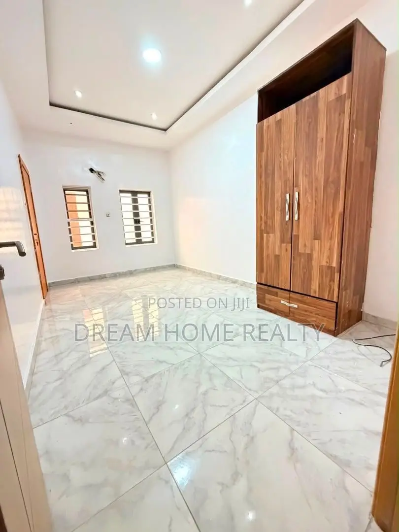 Studio Apartment in Ikota for rent in Ikota