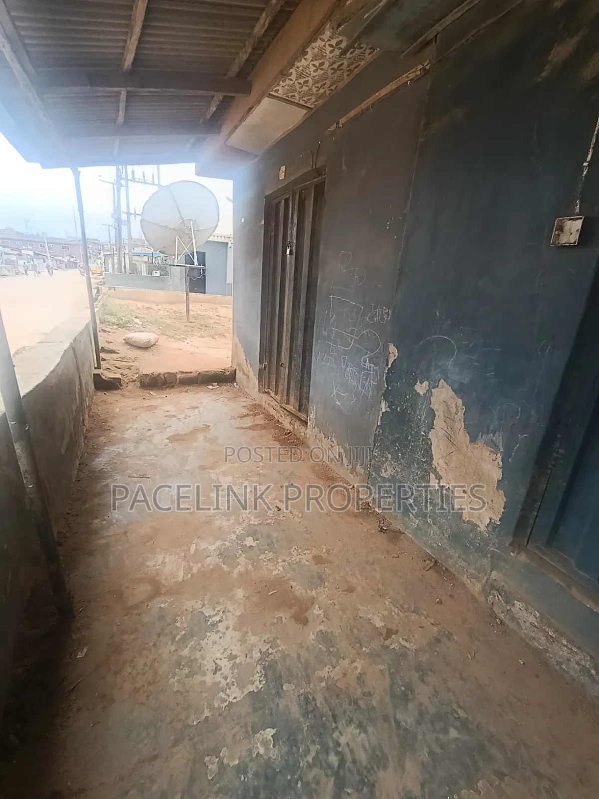 Cheap Shop for Rent in Iyana Ipaja