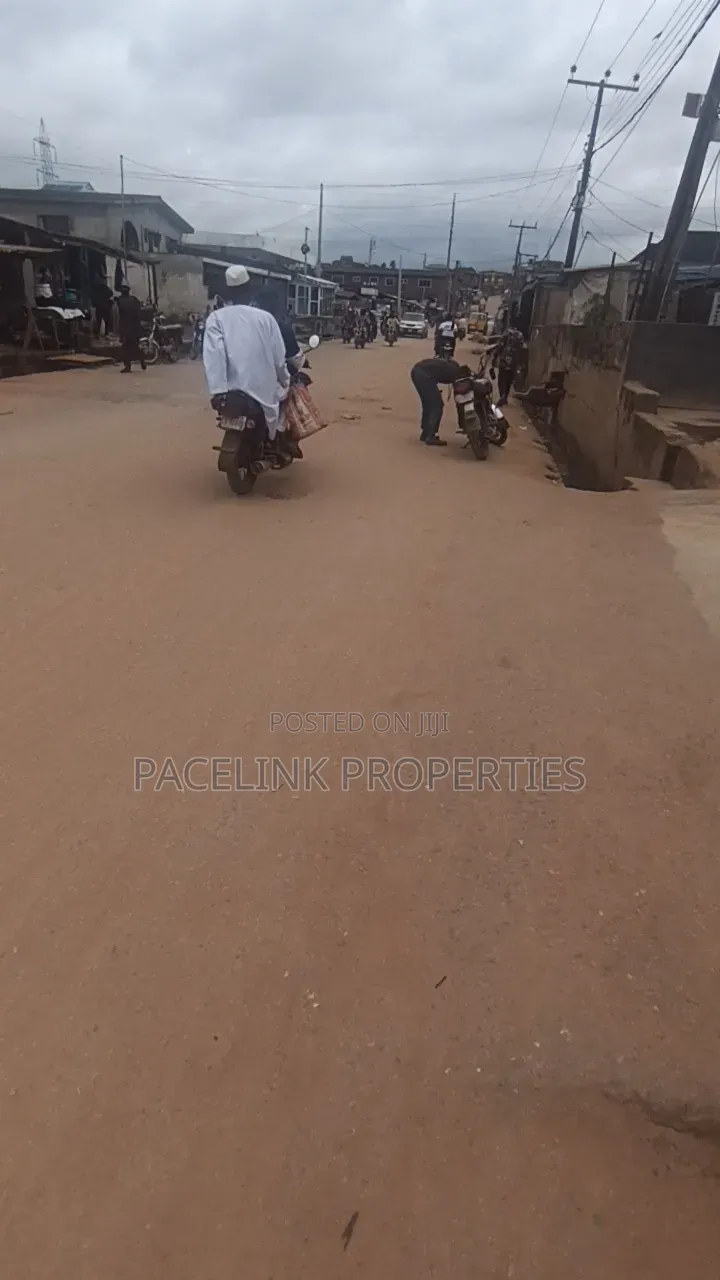 Cheap Shop for Rent in Iyana Ipaja