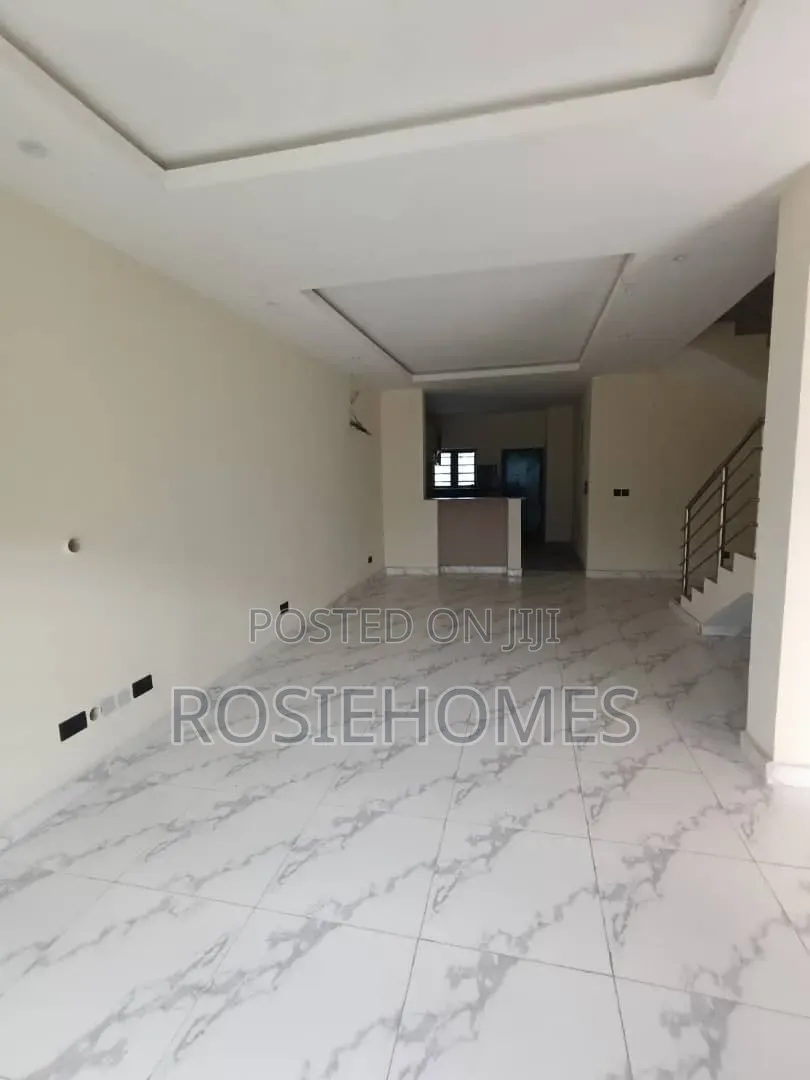 2bdrm Duplex in Ogombo, Abraham Adesanya Estate for rent in Abraham Adesanya Estate