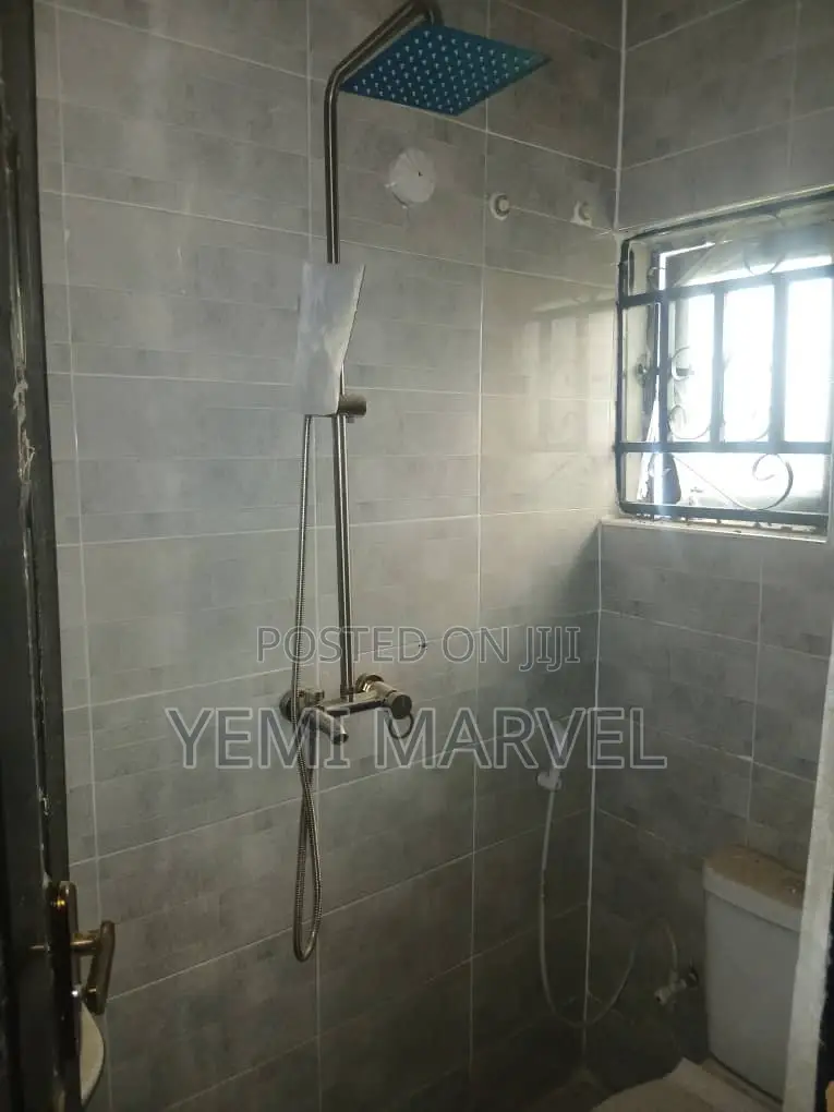 2bdrm Block of Flats in Hipa Before General for rent in Akala Express