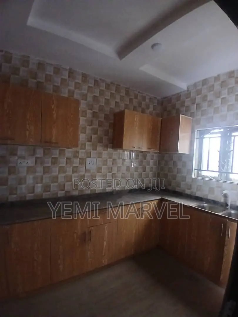 2bdrm Block of Flats in Hipa Before General for rent in Akala Express