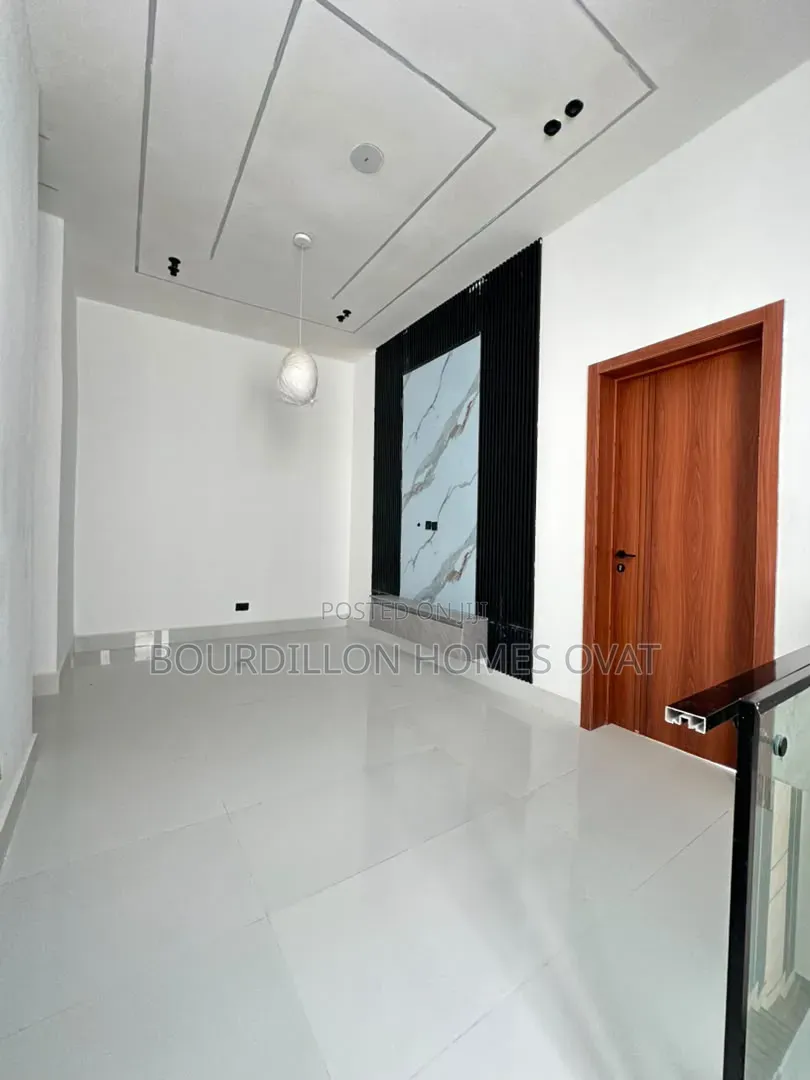 4bdrm Duplex in Ajah Lagos for sale in Ado / Ajah