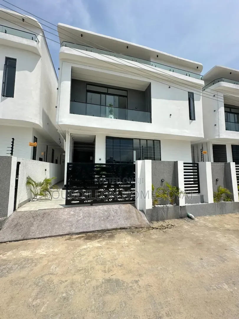 4bdrm Duplex in Ajah Lagos for sale in Ado / Ajah