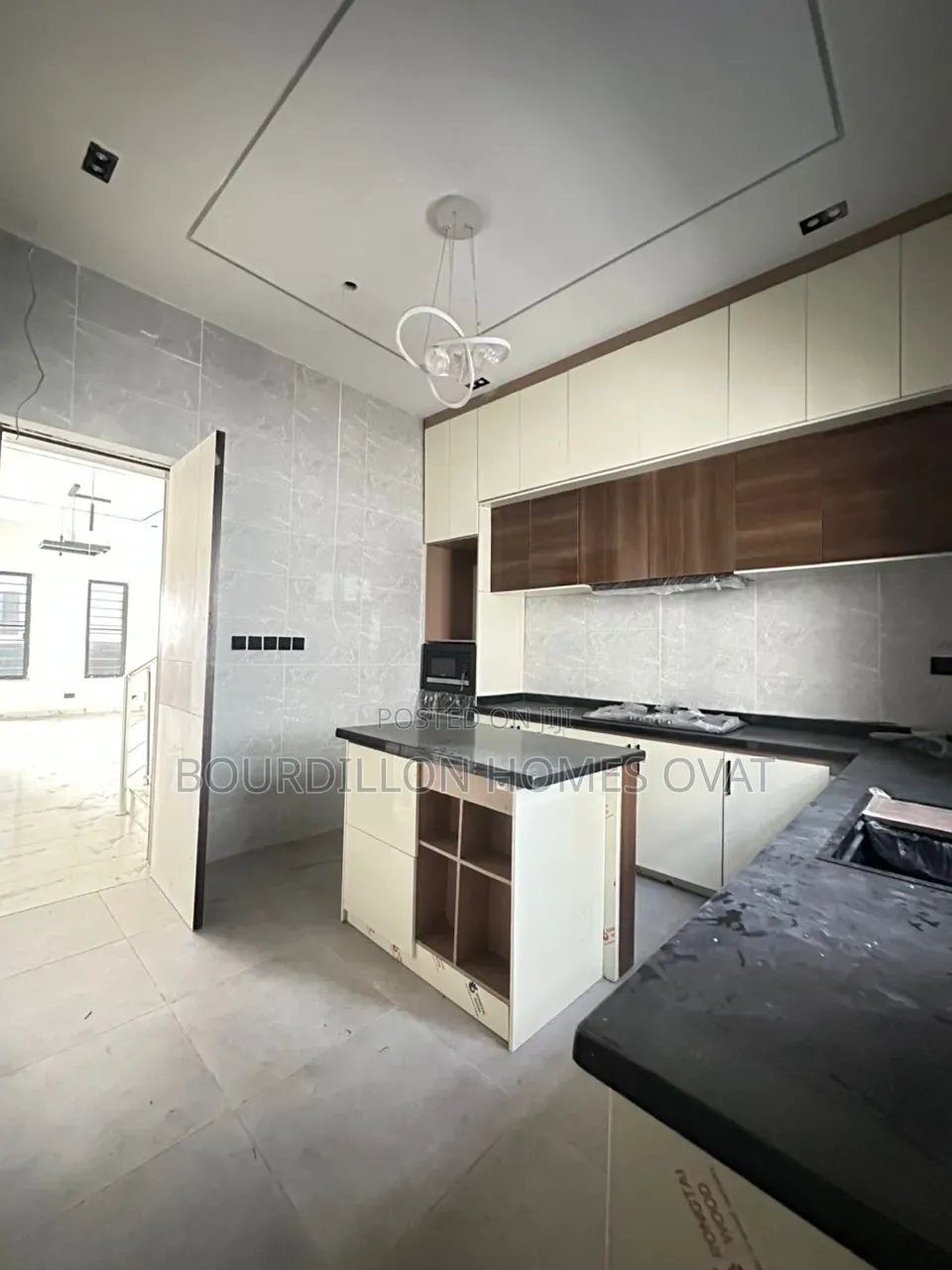 4bdrm Duplex in Orchid Lekki Lagos for sale in Lekki Expressway