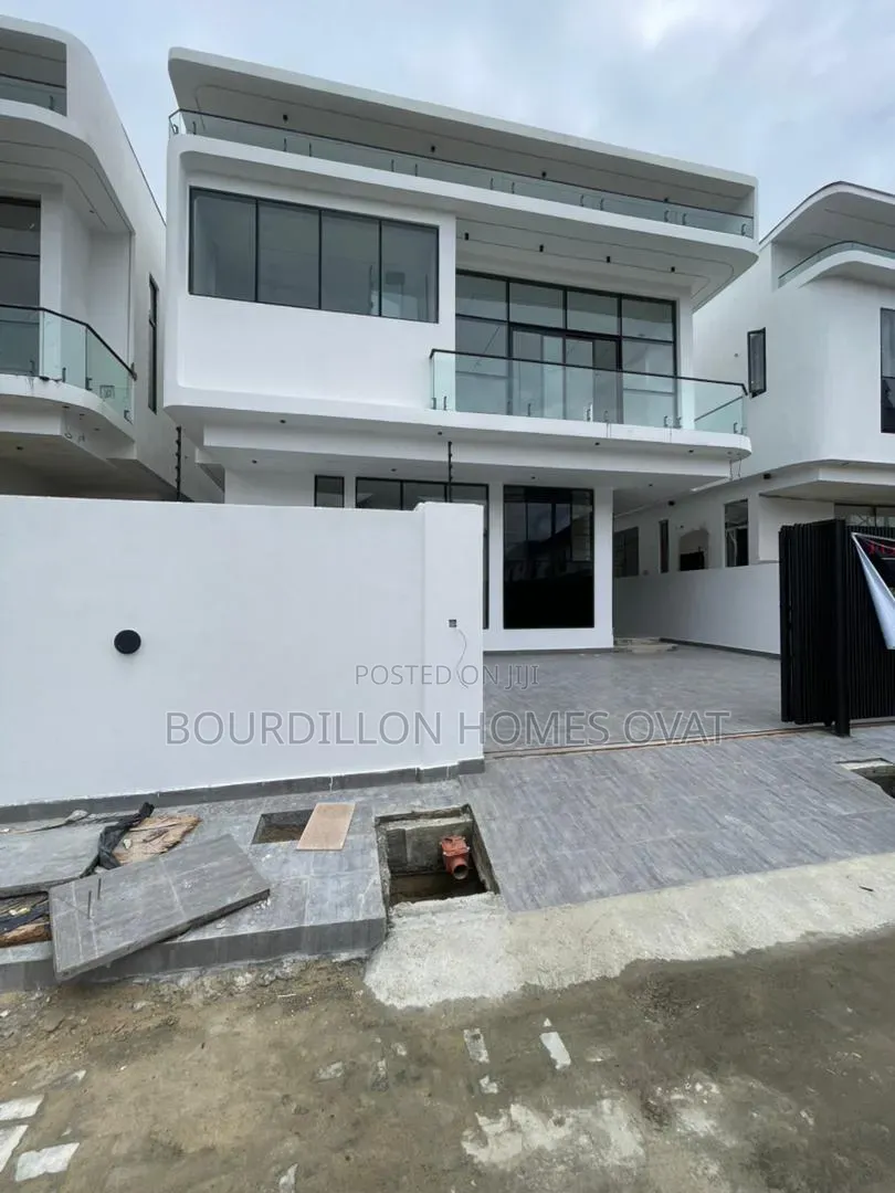 4bdrm Duplex in Orchid Lekki Lagos for sale in Lekki Expressway