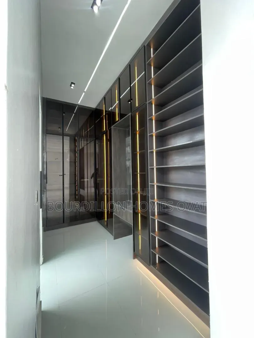4bdrm Duplex in Orchid Lekki Lagos for sale in Lekki Expressway