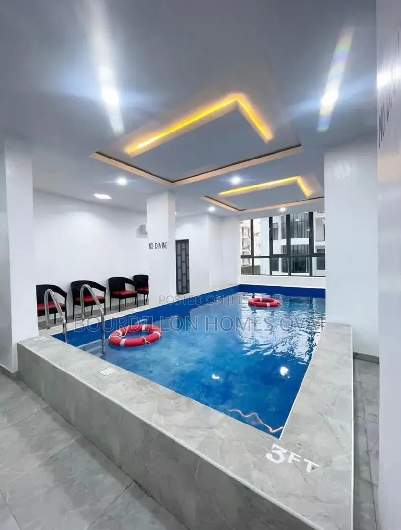 2bdrm Apartment in Off Bourdillion Road for rent in Ikoyi S.W