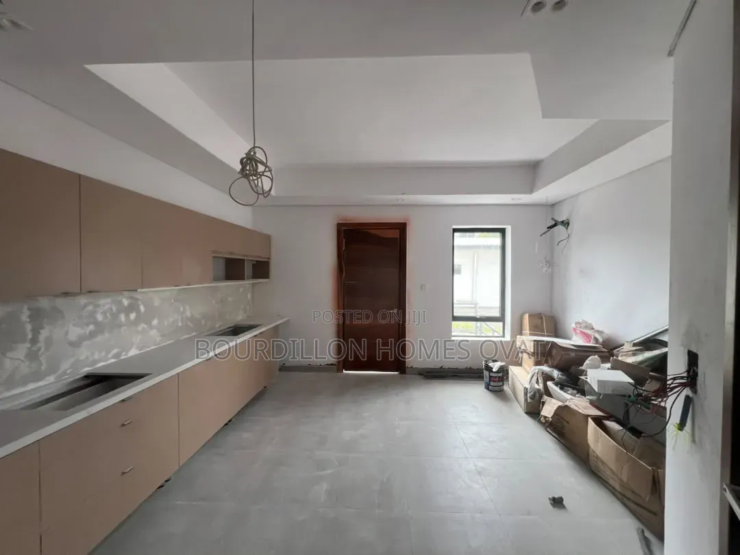 4bdrm Duplex in Victoria Island for sale in Victoria Island Extension