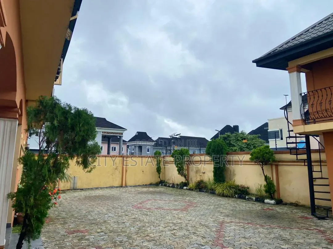 5bdrm Duplex in Baba Meta Estate, Elelenwo for rent in Elelenwo