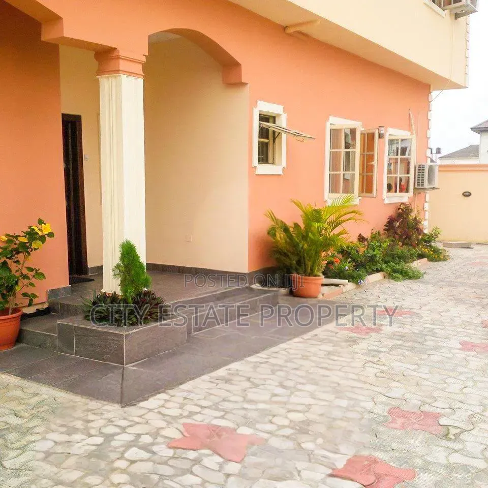 5bdrm Duplex in Baba Meta Estate, Elelenwo for rent in Elelenwo