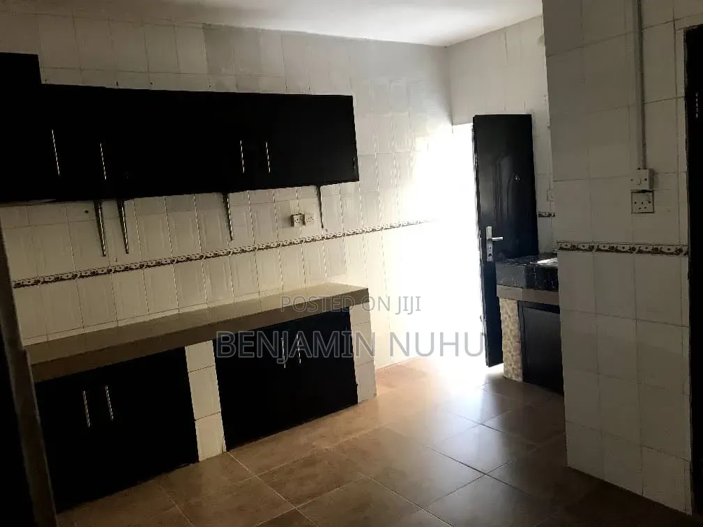 Furnished 3bdrm Duplex in Lekki Phase 1 for rent in Lekki Phase 1