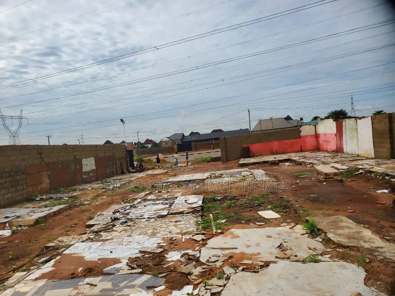Commercial Land for Sale in Oshimili North