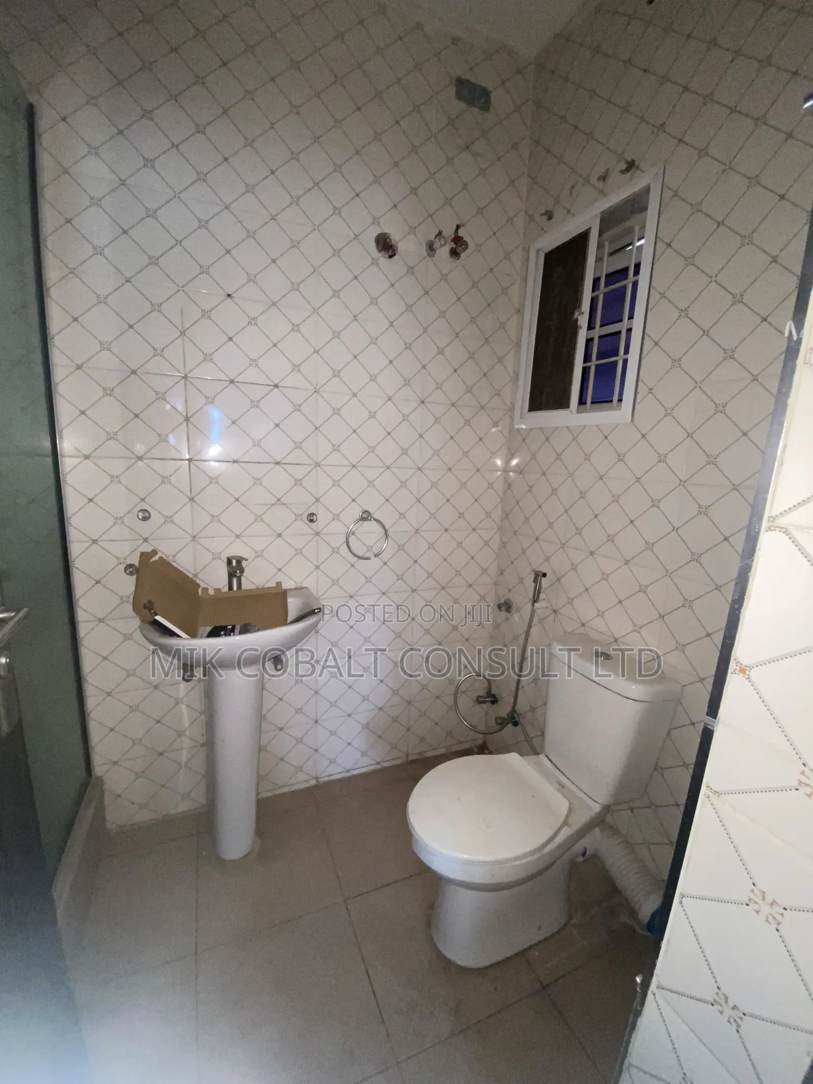 2bdrm Block of Flats in Hillside Estate, Gwarinpa for rent in Gwarinpa