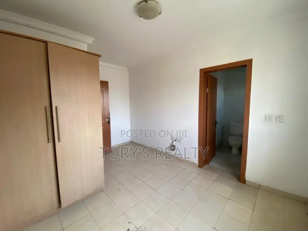 3bdrm Apartment in Victoria Island Extension for sale in Victoria Island Extension