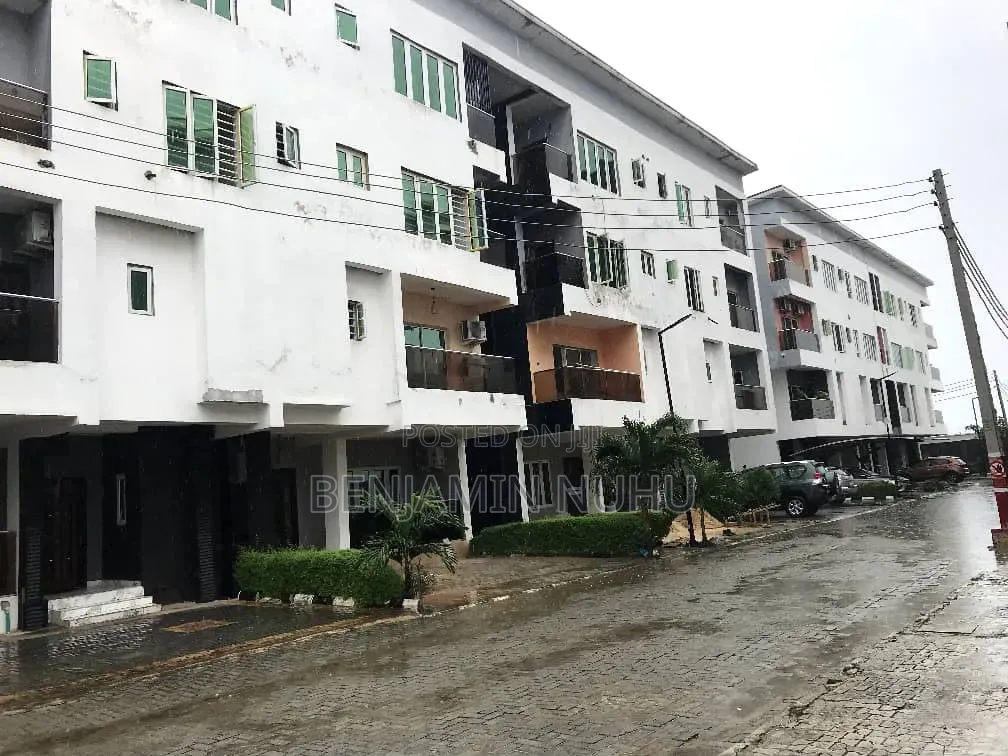 2bdrm Apartment in Cyber Ville Estate for rent in Ikate